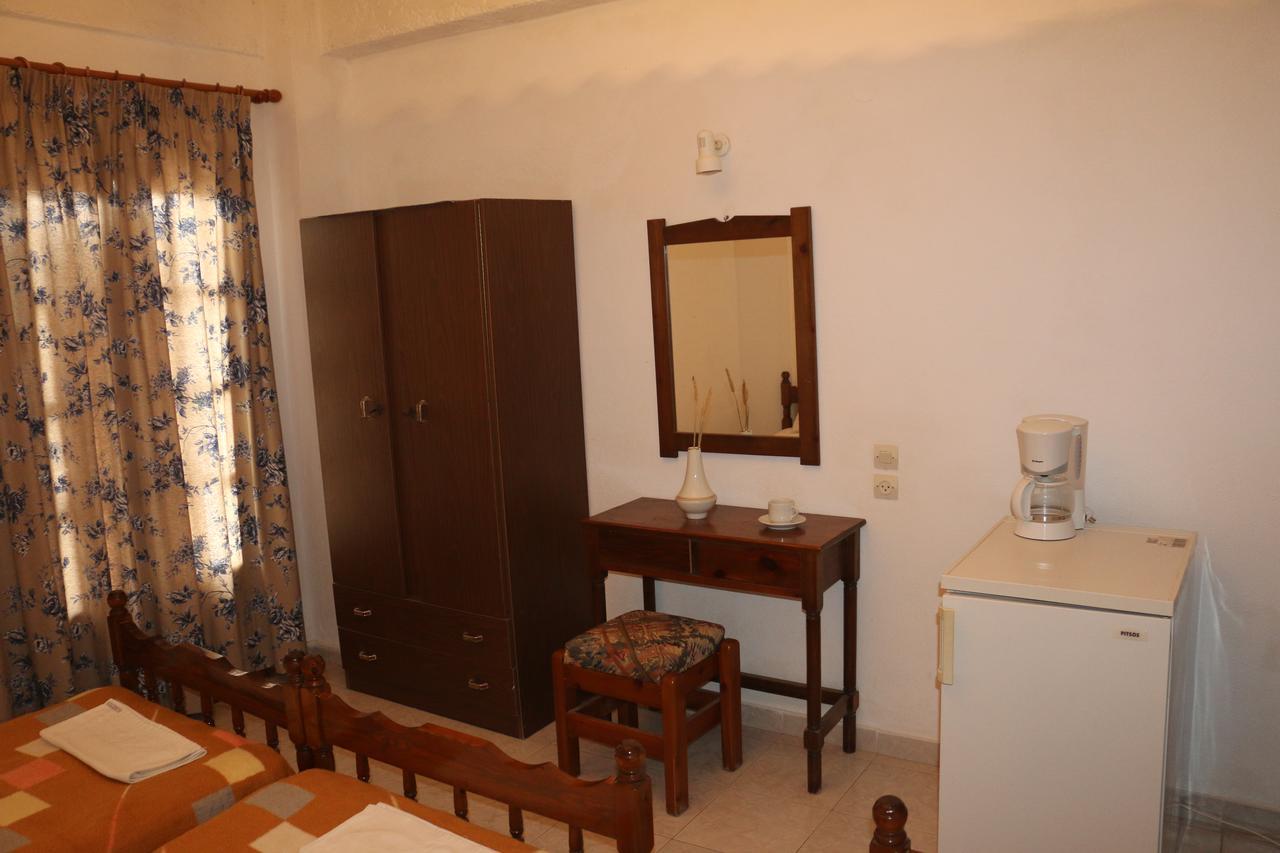 Rent Rooms Katerina Kalamaki  Extérieur photo